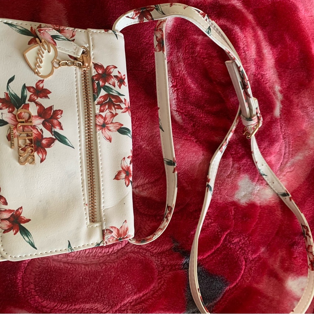 Guess bag, very cute